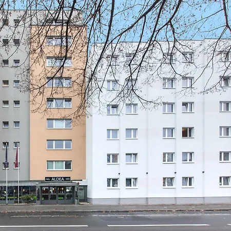 Novum Hotel Aldea Berlin Centrum-2