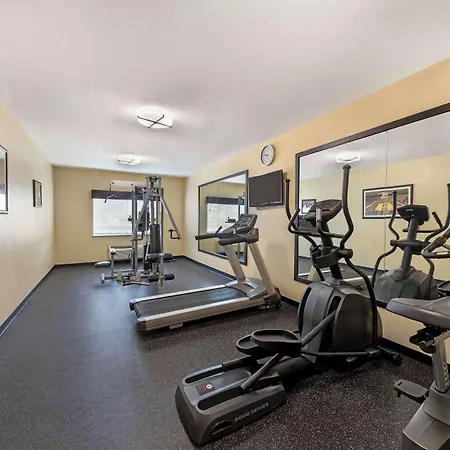 Best Western Greentree Inn & Suites-3