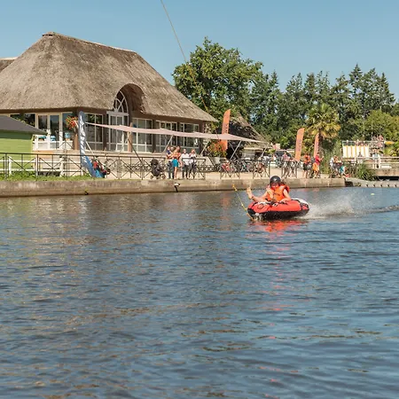 Les Ormes Domaine Et Resort-2