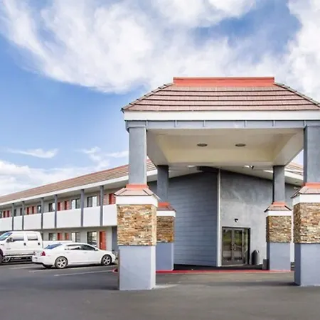 Econo Lodge Flagstaff East I-40-3