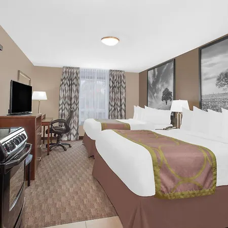 Super 8 By Wyndham Athabasca Ab-2