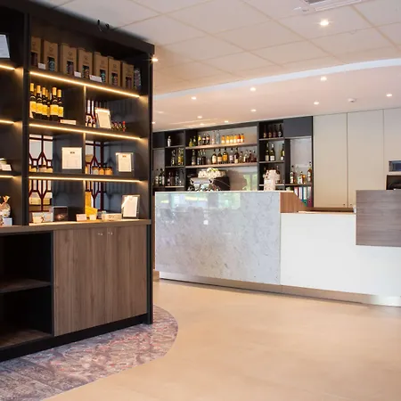 Brit Hotel Caen Nord - Mémorial-3