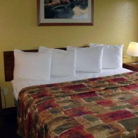 Rodeway Inn Salina North-2