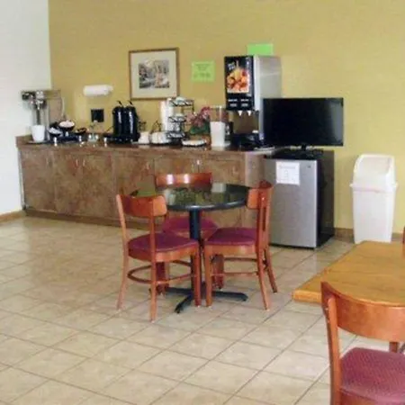 Rodeway Inn Salina North-3