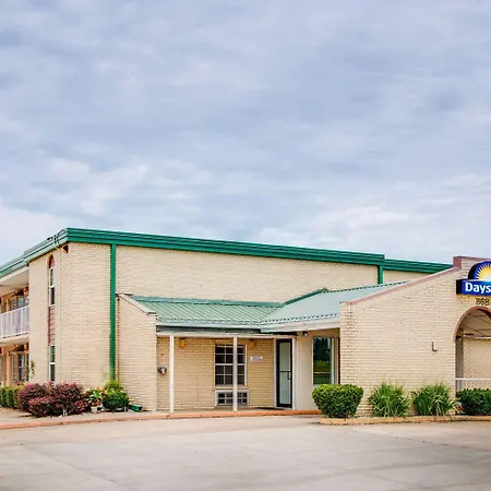 Days Inn By Wyndham Monett-2