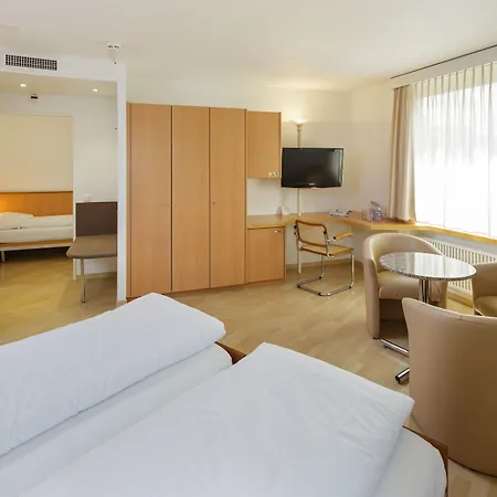 Hotel Welcome Inn-3