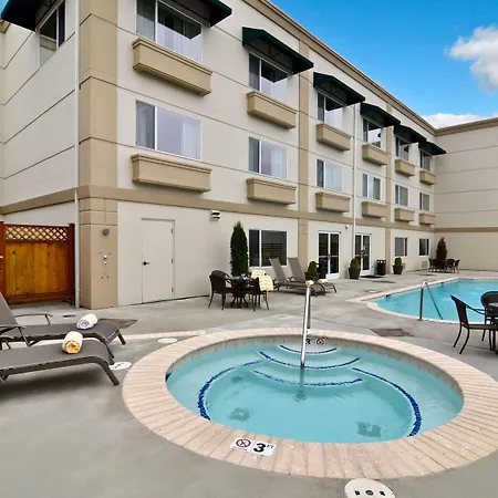Best Western Plus Edmonds Harbor Inn-3