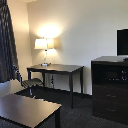 Days Inn & Suites By Wyndham Gresham-3