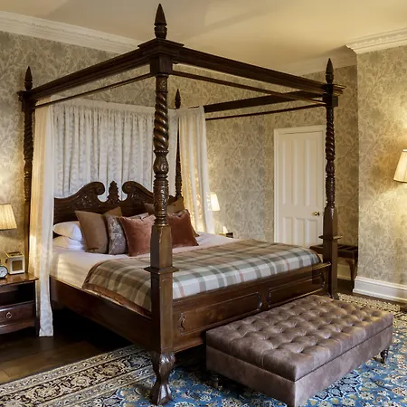 Eastwell Manor, Champneys Hotel & Spa-3