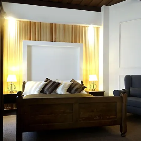 Hotel U Krize-3