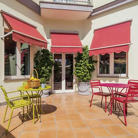 Ibis Styles Napoli Garibaldi-3