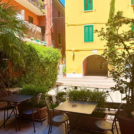 Hotel Il Guercino-3