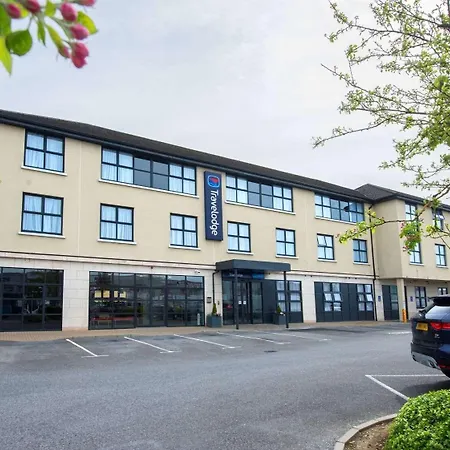 Travelodge Plus Galway-3
