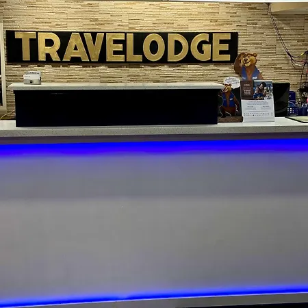 Travelodge By Wyndham Airport Platte City-2