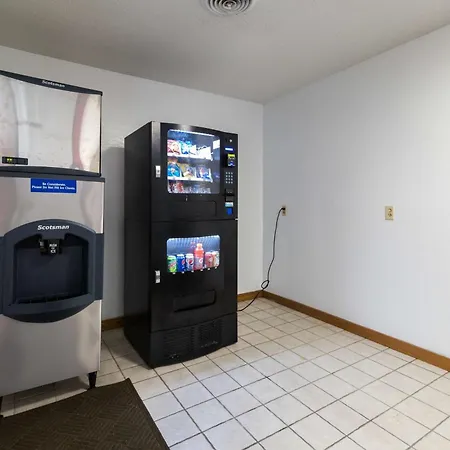 Motel 6-Marion, Il-2