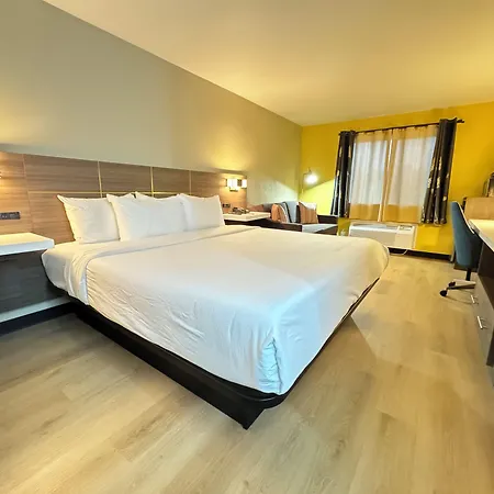 Quality Inn & Suites Willows-2