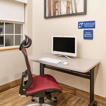 Microtel Inn & Suites By Wyndham Springfield-3