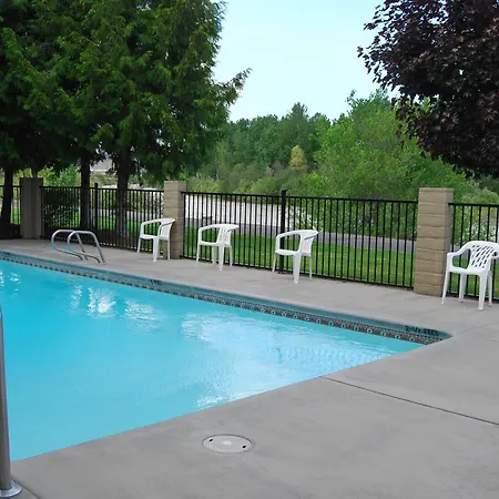 Baymont By Wyndham Yakima Riverfront-3
