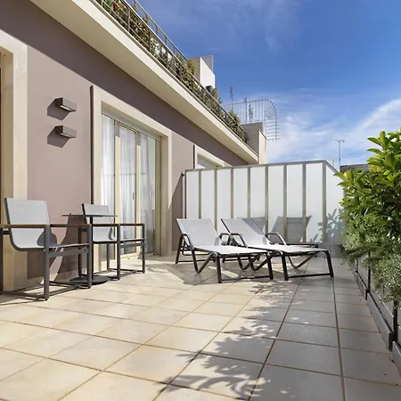 Holiday Suites-2