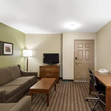 Comfort Inn & Suites Fayetteville-University Area-3