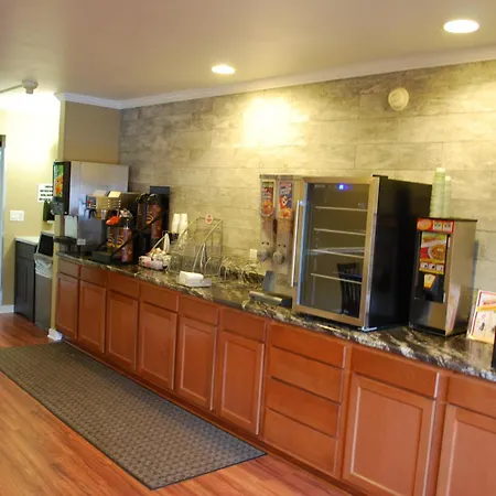 Super 8 By Wyndham Eau Claire Wi-2