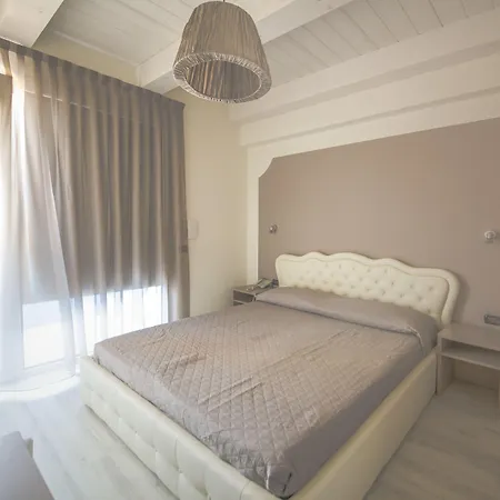 Hotel Leonardo-3