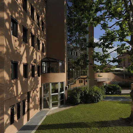 Aemilia Hotel Bologna-3
