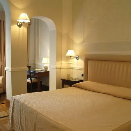 Hotel Flora-3