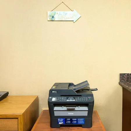 Super 8 By Wyndham Ripley-2