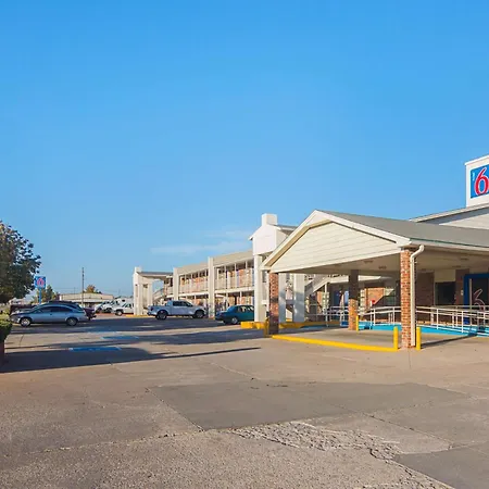Motel 6-Lawton, Ok-2