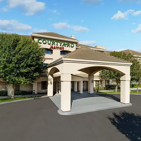 Courtyard By Marriott Salinas Monterey-2