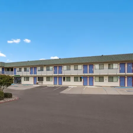 Knights Inn Sierra Vista / East Fry-3