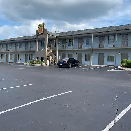 Super 8 By Wyndham Jackson-2