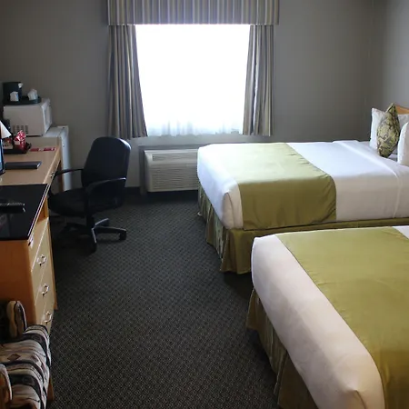 Travelodge By Wyndham Fort Mcmurray-2