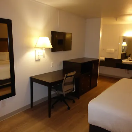 Red Roof Inn Houston - Jersey Village-3