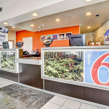 Motel 6-Coos Bay, Or-3