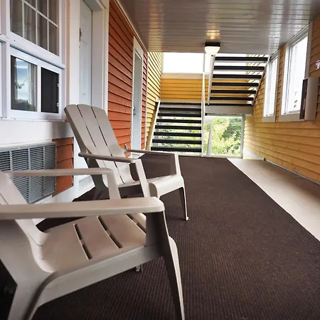 Hotel And Suites Les Laurentides-3
