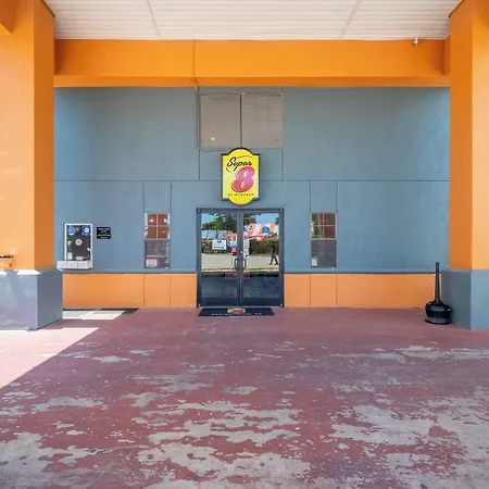 Super 8 By Wyndham San Antonio/Riverwalk Area-2