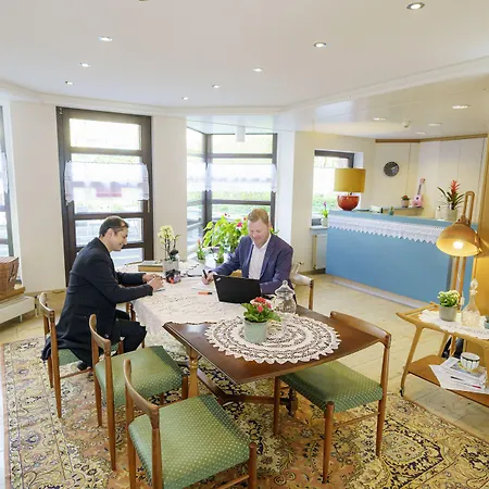 Tante Alma'S Bonner Hotel-3