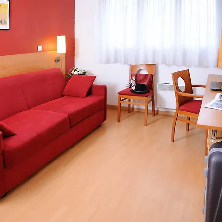 Sejours & Affaires Tours Leonard De Vinci-3