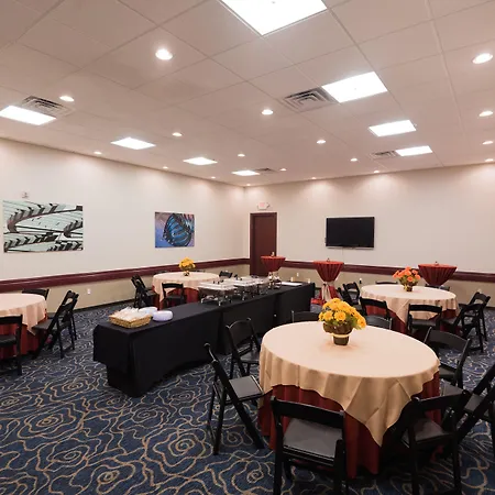 Doubletree By Hilton St. Louis Forest Park-2
