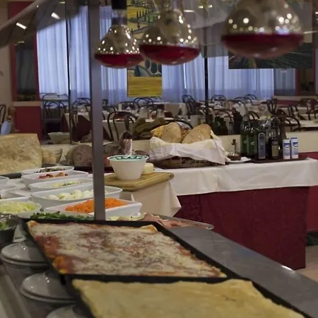 Hotel Miralaghi Family & Sport-3