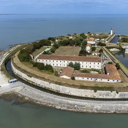 Résidence Pierre&Vacances Le Fort de la Rade-3