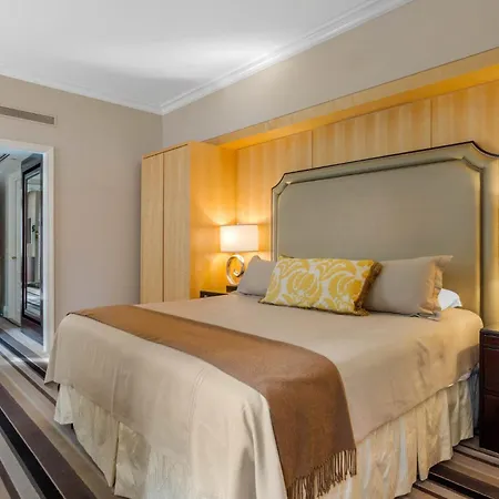 Omni Berkshire Place-3