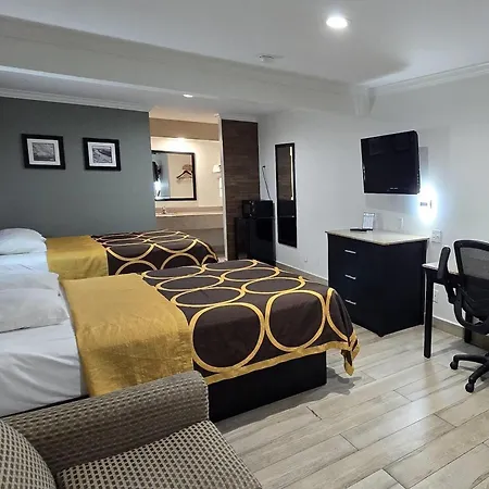 Super 8 By Wyndham Mcallen-Downtown-Airport-La Plaza Mall-2