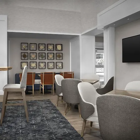 Hampton Inn & Suites Ocean City Bayfront-Convention Center-3