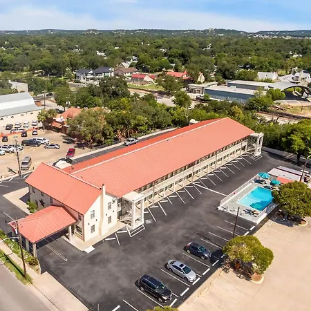 Super 8 By Wyndham Fredericksburg-3