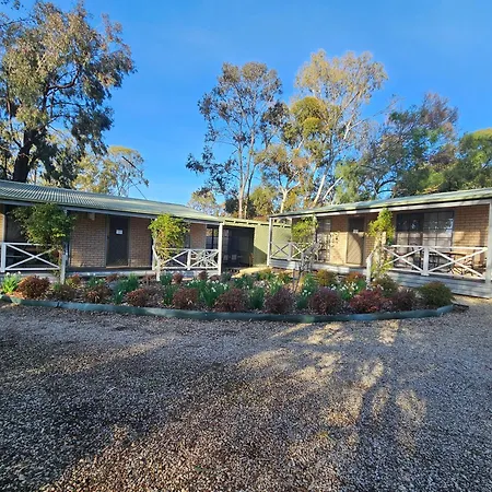 Barossa Country Cottages-3