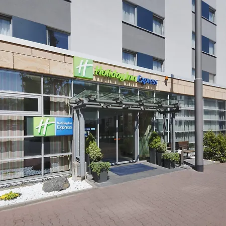 Holiday Inn Express Frankfurt Messe By Ihg-2