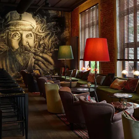25hours Hotel Altes Hafenamt-2